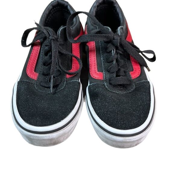 Vans Off The Wall Low Top Skull Sneakers - Picture 3 of 13
